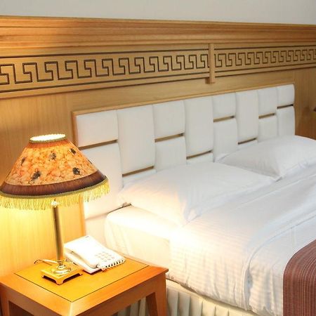 Flamingo Hotel Apartments Abu Dhabi Bagian luar foto