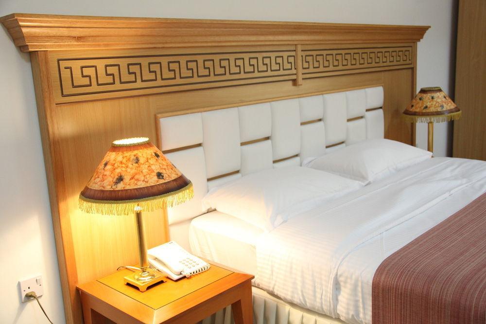 Flamingo Hotel Apartments Abu Dhabi Bagian luar foto